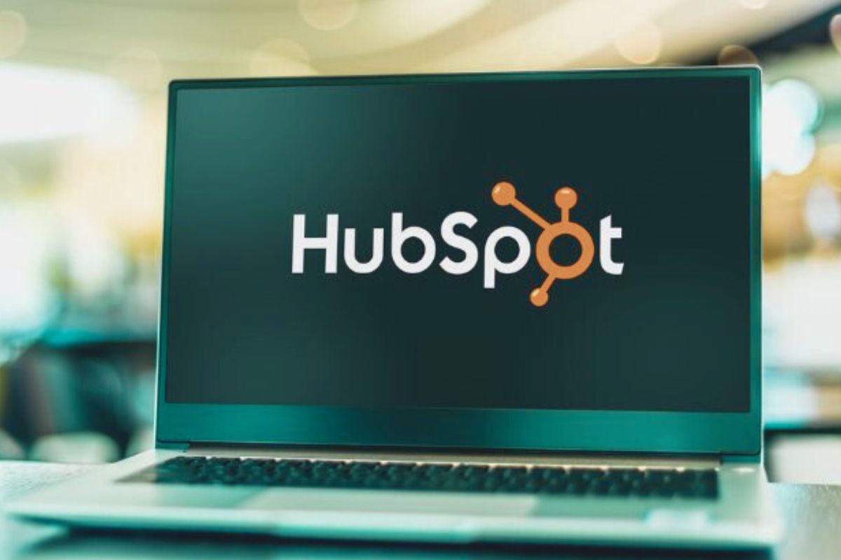 Hubspot CRM For E-Commerce Marketing Management